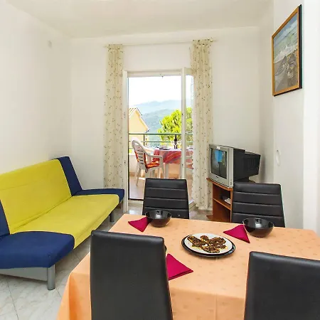 Olea Apartment *