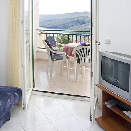 Apartman Iris *