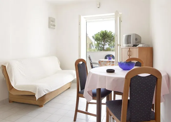 Iris 아파트 라벡