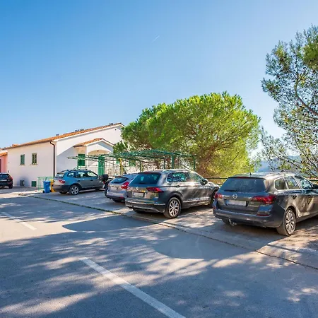 Apartament Iris