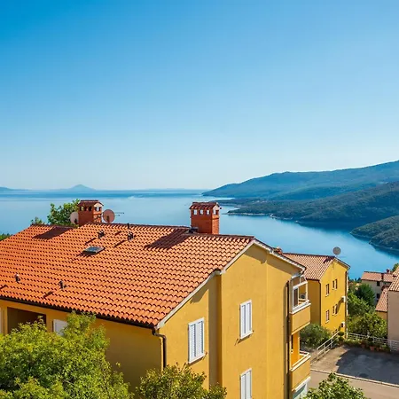 Apartament Iris *